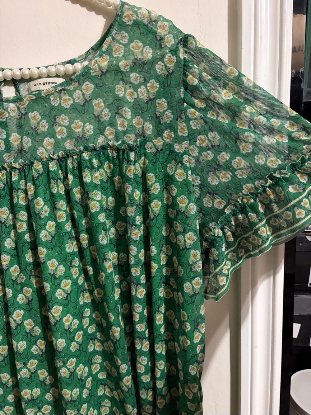 Max Studio Green Floral Ruffle Sleeve Blouse - Picture 3 of 10